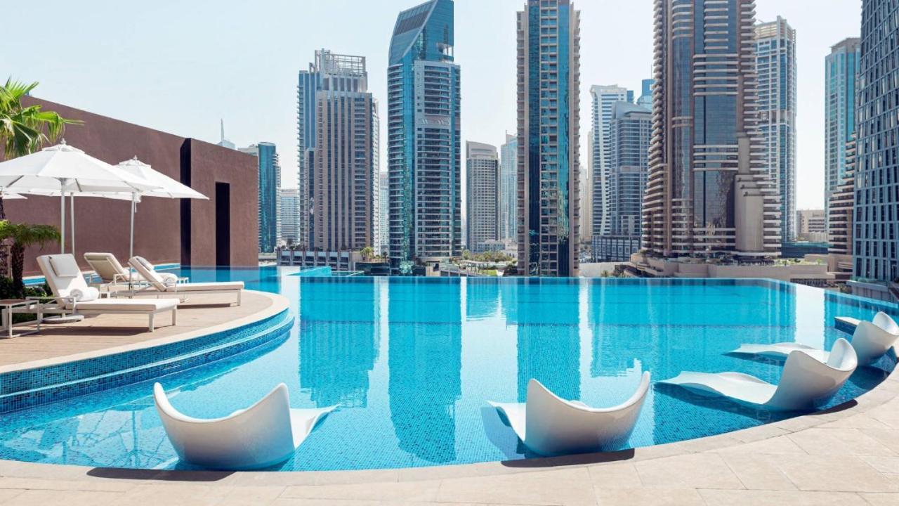 Desert Living Luxury Condo - Jumeirah Living Marina Gate Дубай Екстериор снимка